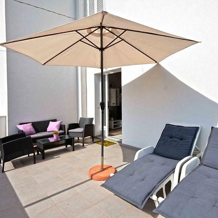 Apartment Kristina 穆泰尔岛 外观 照片
